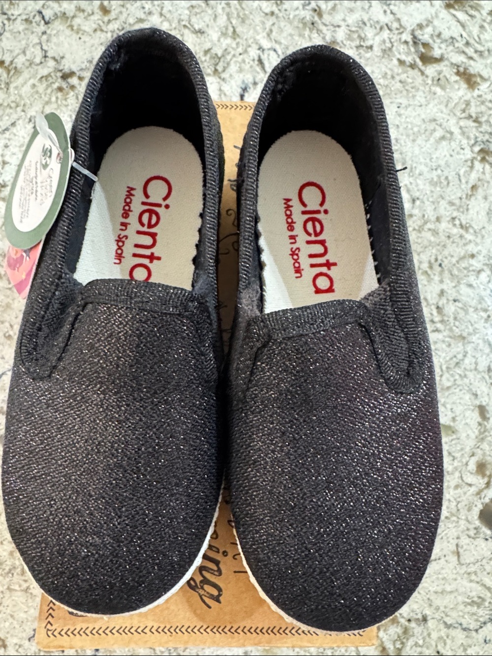 Cienta girls shoes size 24 or 7.5